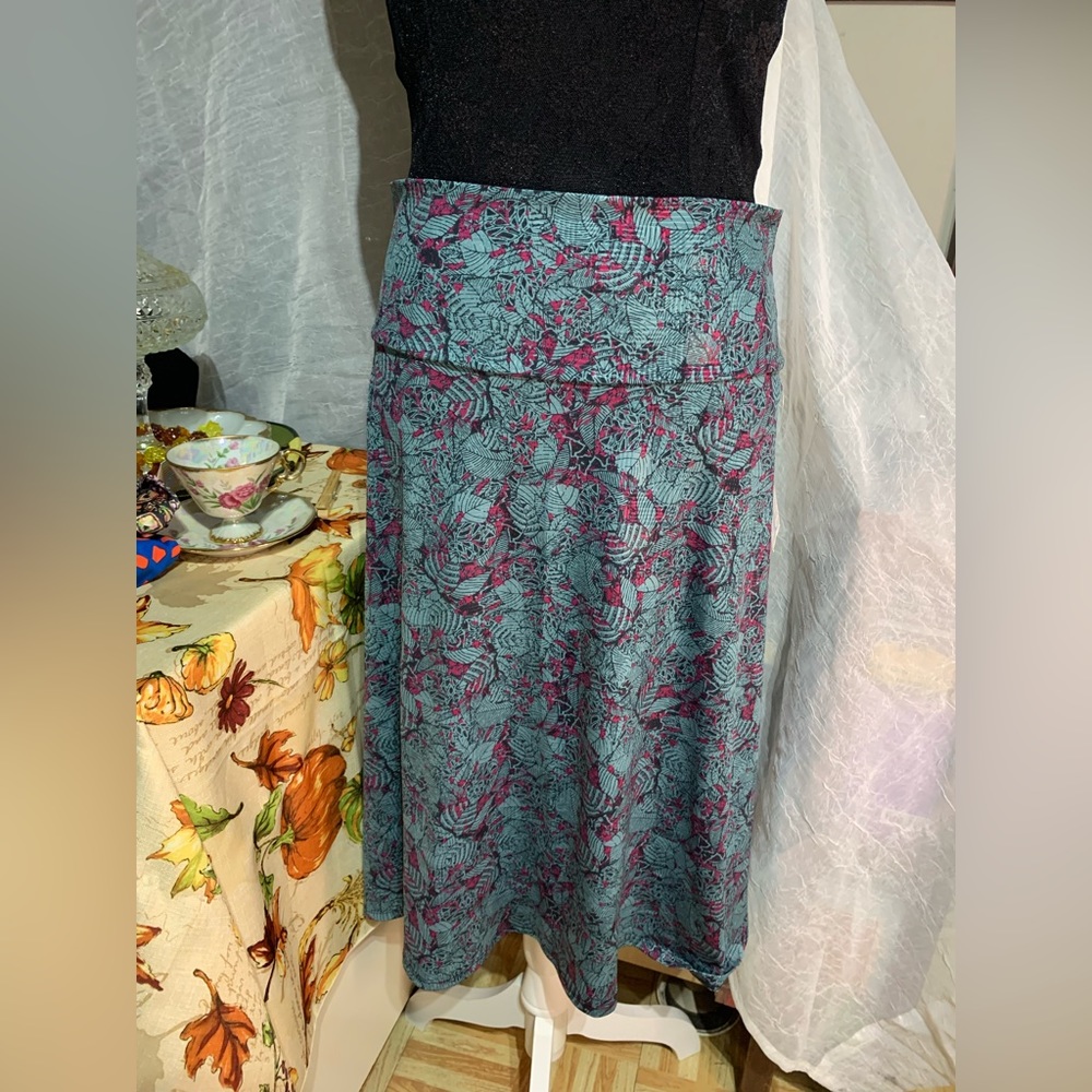 Lularoe Azure Blue Pink Botanical Print Skirt